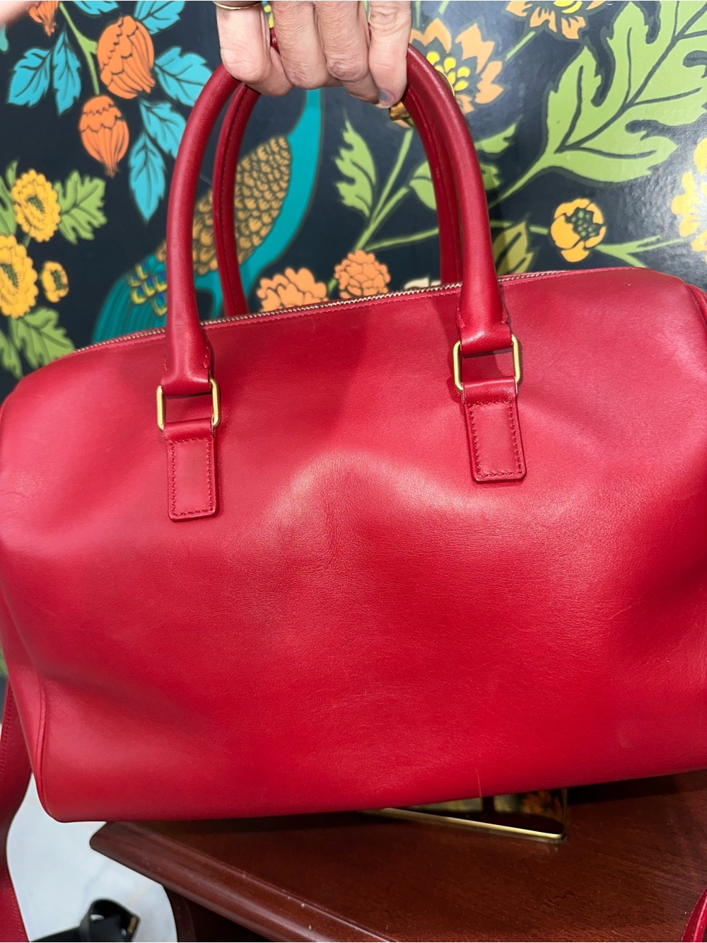 Saint Laurent Classic Duffle 6 Red Leather Crossbody Bag - Picture 16 of 17